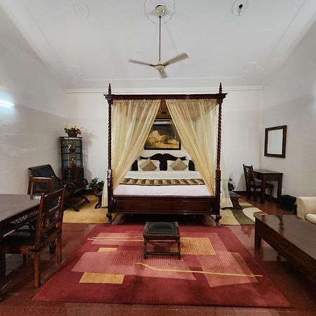 Hotel Royal Ark - Kasauli Eksteriør billede