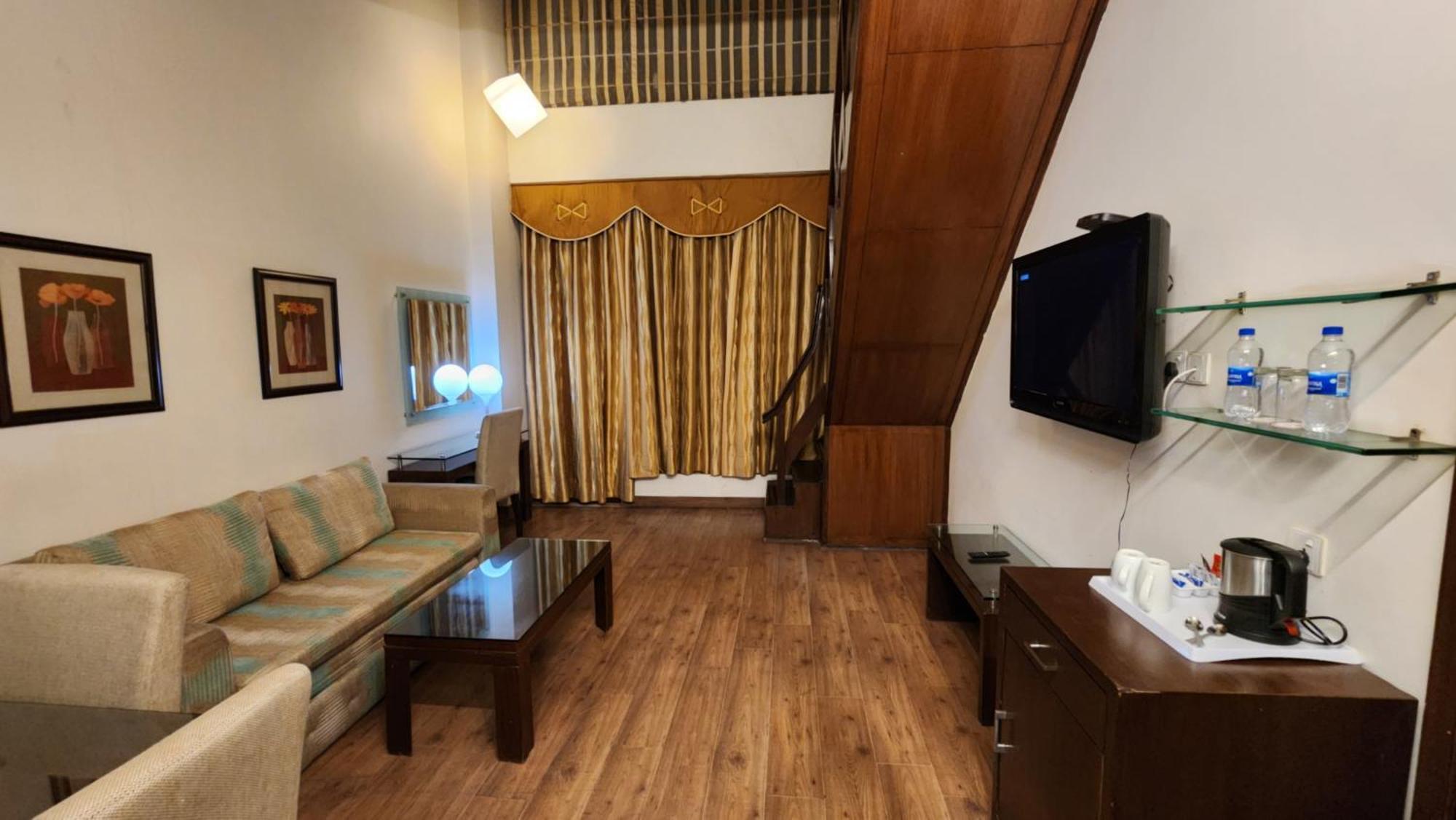 Hotel Royal Ark - Kasauli Eksteriør billede