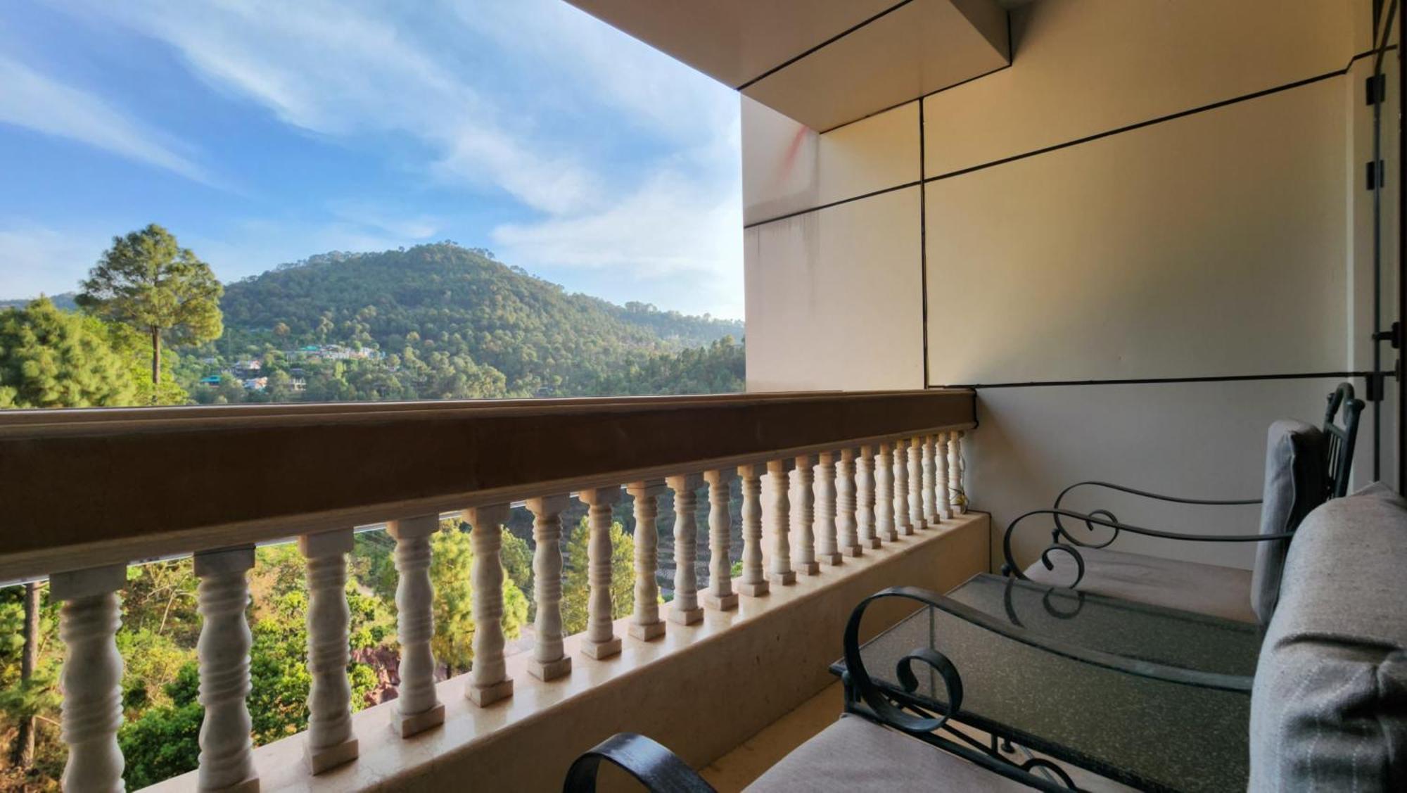 Hotel Royal Ark - Kasauli Eksteriør billede