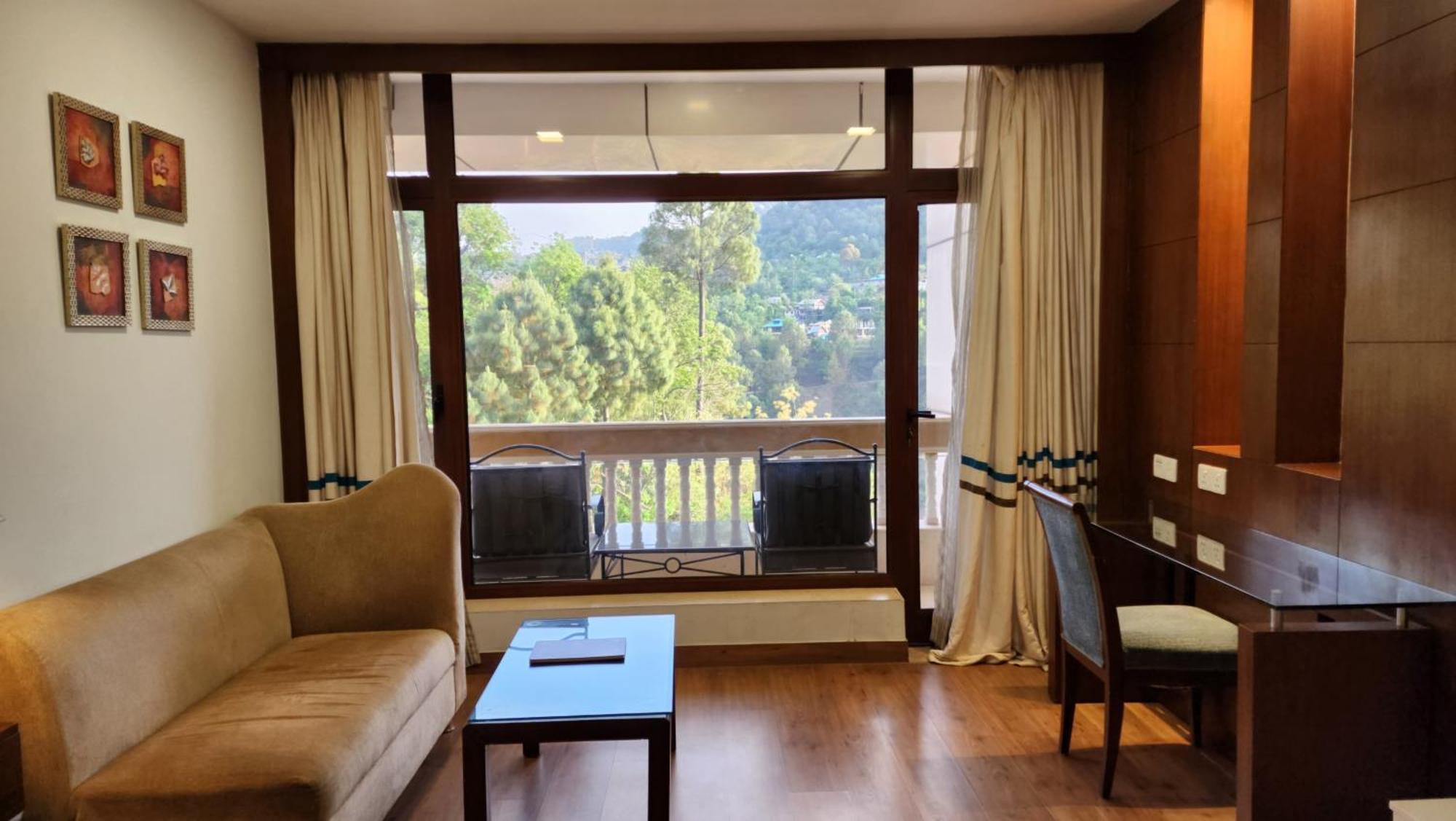 Hotel Royal Ark - Kasauli Eksteriør billede
