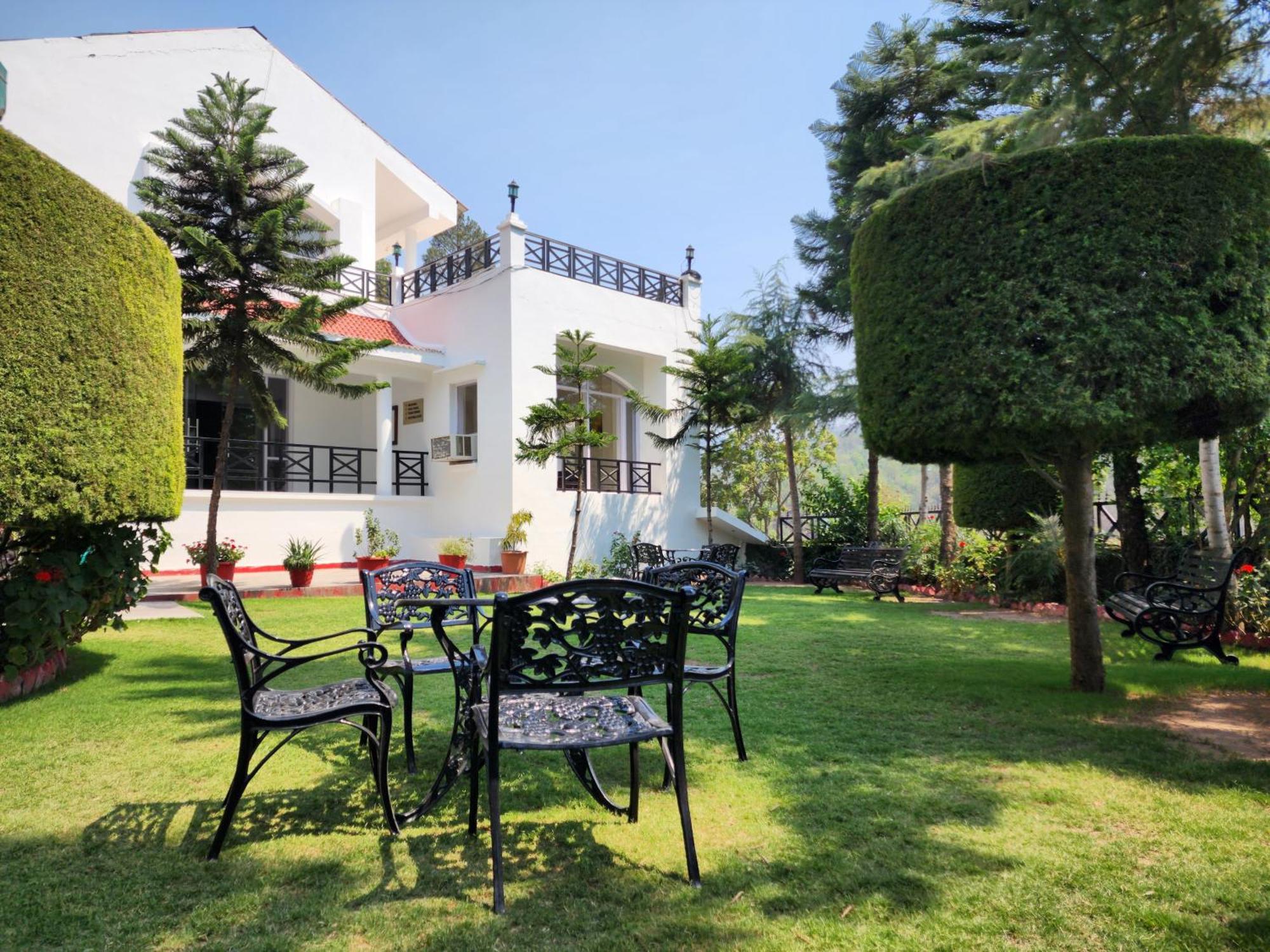 Hotel Royal Ark - Kasauli Eksteriør billede